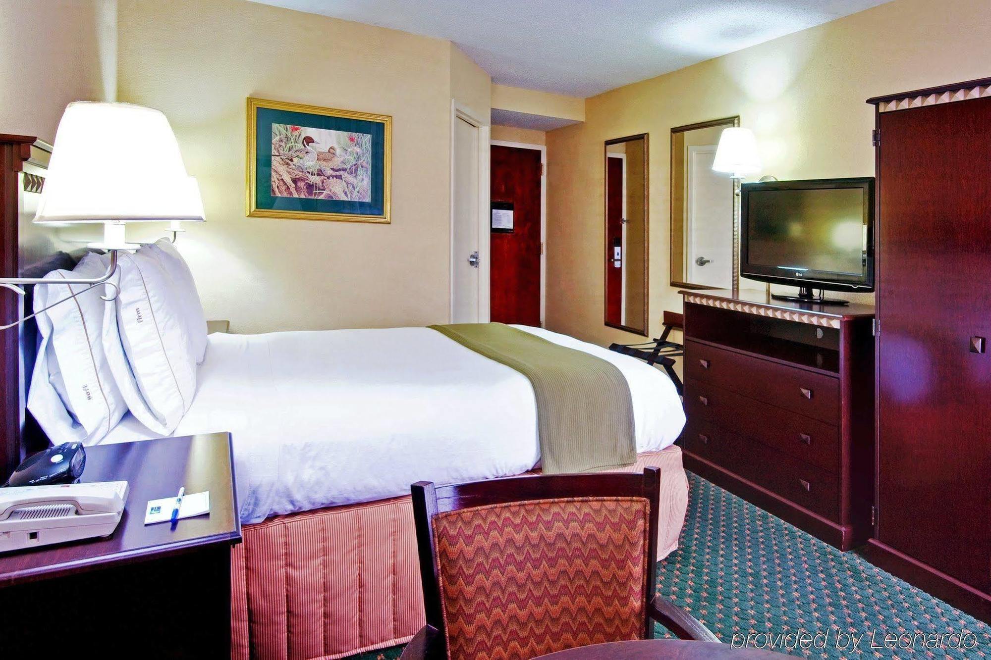 Holiday Inn Express Memphis Medical Center - Midtown By Ihg חדר תמונה